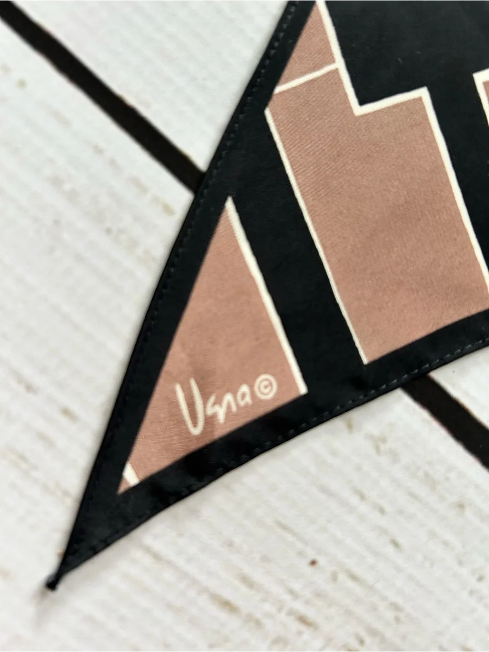 Geometric silk Narrow Scarf in Brown & Black - Women's Wrap